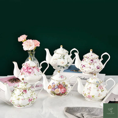 Théière Séraphina – Théière en porcelaine fine fleurie (400 ml)