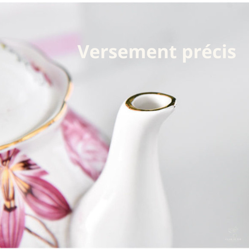Théière Séraphina – Théière en porcelaine fine fleurie (400 ml)