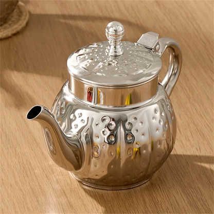 Théière Maha – Théière marocaine martelée en acier inoxydable doré ou argenté (800 ml)