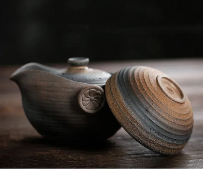 Théière Kazuki – Théière japonaise en céramique artisanale | Art brut & façonnée à la main (150 ml)