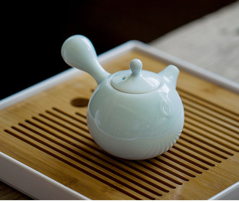 Théière Shiro Hana – Théière japonaise en céladon blanc (210 ml)