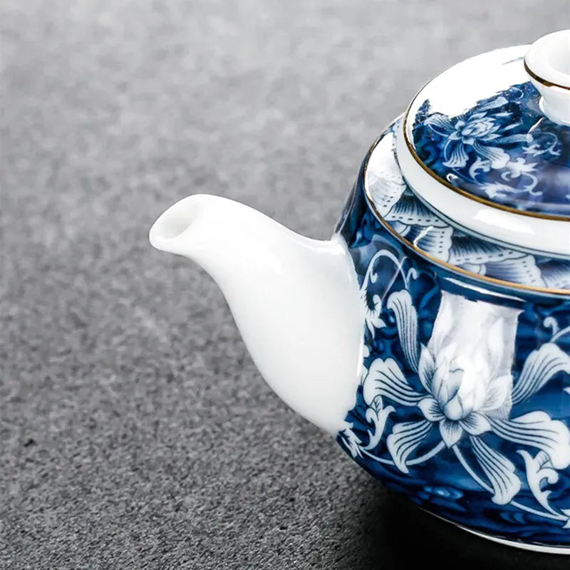 Théière Anastasia en porcelaine émaillée bleue, vue supplémentaire