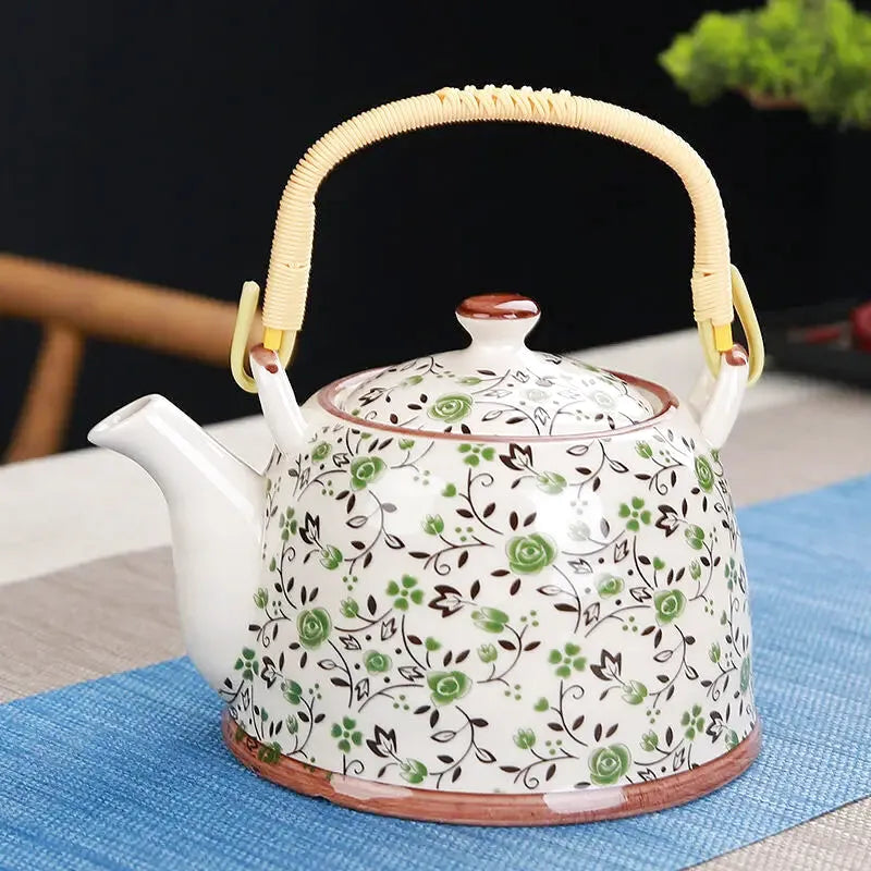 Théière Calliope, motif fleurs vertes