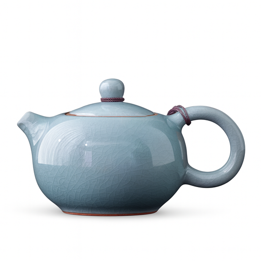 Théière Liu Yun en porcelaine céladon Ge Yao craquelée, fond blanc