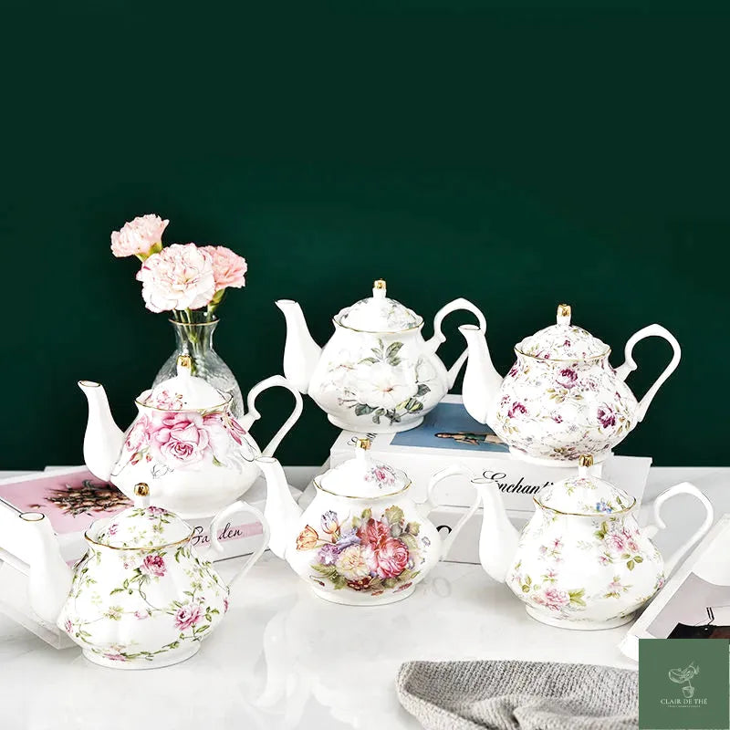 Théière Séraphina, coloris rose clair