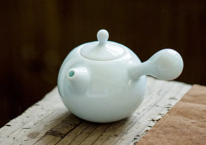Théière Shiro Hana, coloris blanc